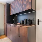 Exceptional Triplex With 6 Bedrooms & Air Conditioning
